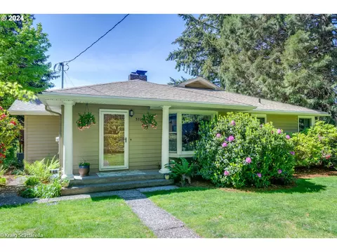 3710 SW Hamilton St, Portland, OR 97221