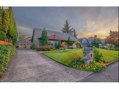 1605 NW 60th St, Vancouver, WA 98663