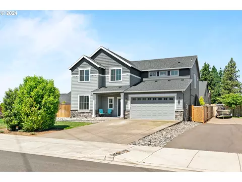 12777 Myrtlewood Way, Oregon City, OR 97045