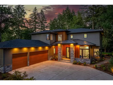 17930 Kelok Rd, Lake Oswego, OR 97034