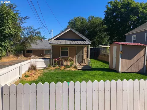 124 SE 17th St, Pendleton, OR 97801 photo 1