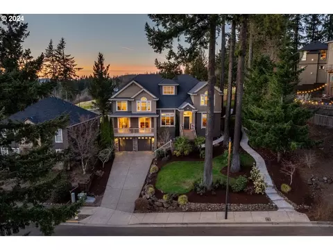 2135 Fircrest Dr, West Linn, OR 97068
