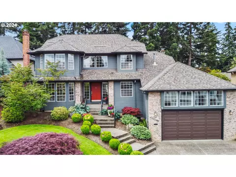 10229 SW Moratoc Dr, Tualatin, OR 97062