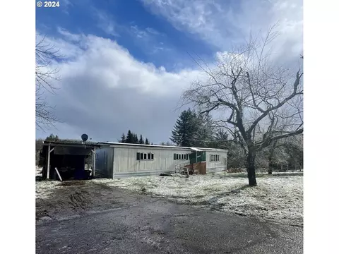 73030 Beaver Springs Rd, Rainier, OR 97048