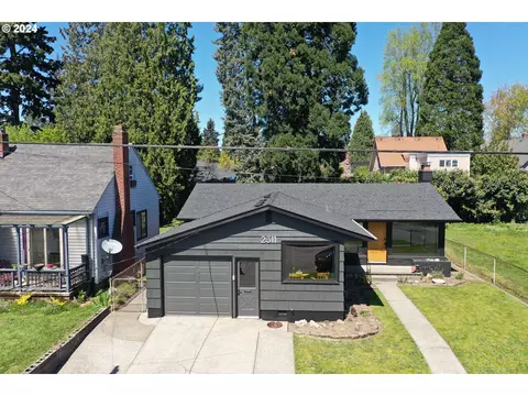 2311 N Humboldt St, Portland, OR 97217