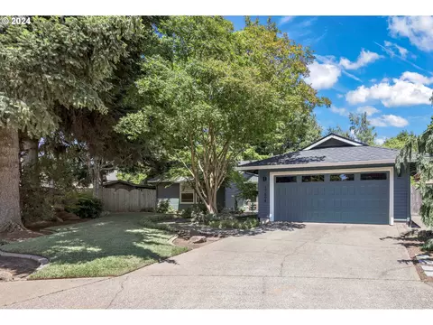 17894 SW 105th Ct, Tualatin, OR 97062