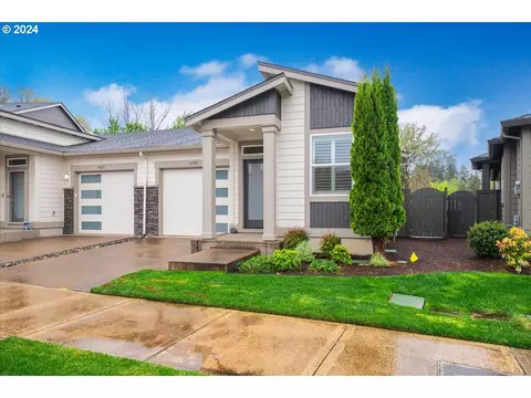 3799 SE Centifolia Ave, Hillsboro, OR 97123