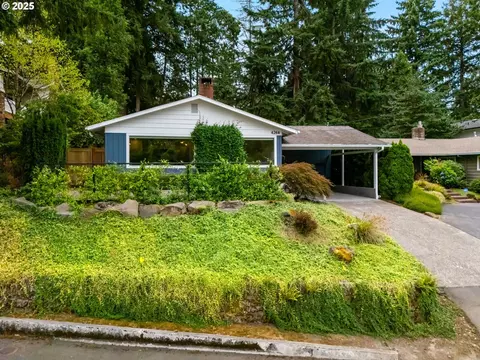 4264 Westbay Rd, Lake Oswego, OR 97035