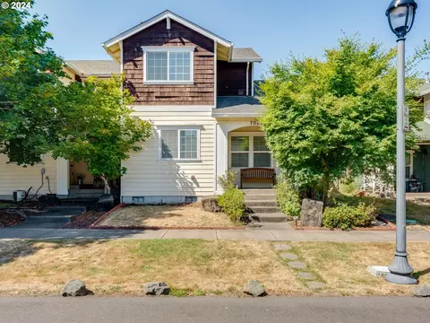 7023 NE Birch St, Hillsboro, OR 97124