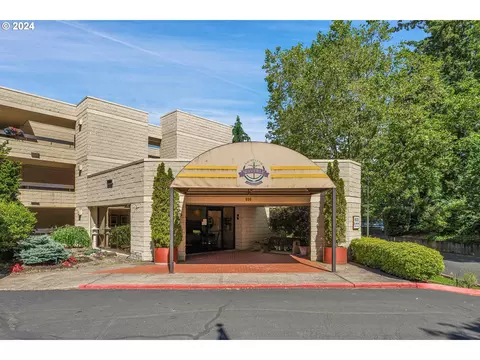 600 SE Marion St #508, Portland, OR 97202