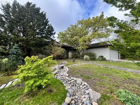 14720 NW Forestel Loop, Beaverton, OR 97006