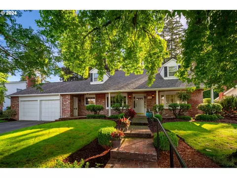 6170 SW Spruce Ave, Beaverton, OR 97005