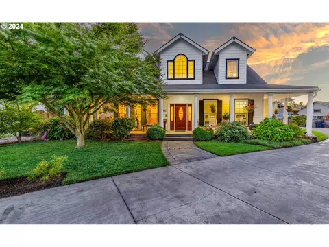 467 SW Quince St, Junction City, OR 97448
