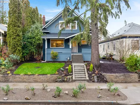 2307 NEverett St, Portland, OR 97232