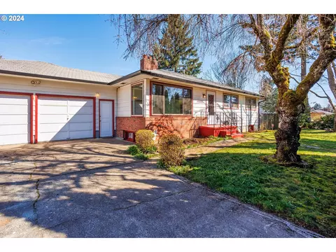 14603 SE Main St, Portland, OR 97233