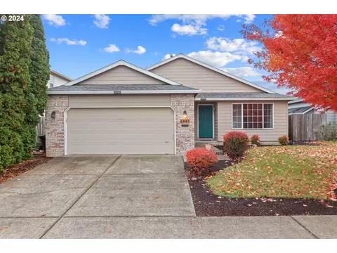 6881 SE Ariel St, Hillsboro, OR 97123