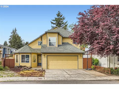 329 NE 132nd Ct, Portland, OR 97230