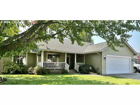 2656 Kalmia St, Eugene, OR 97404