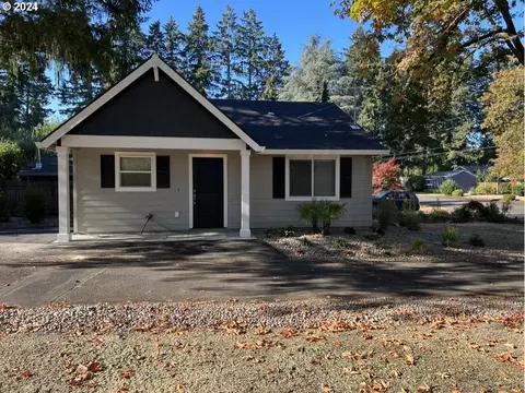 2308 SE Risley Ave, Milwaukie, OR 97267