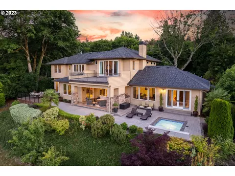 3188 Glenmorrie Dr, Lake Oswego, OR 97034