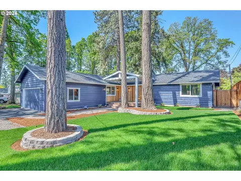 9085 SW Washington Dr, Portland, OR 97223