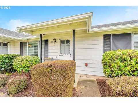 860 NE Fleming Ave #B-80, Gresham, OR 97030