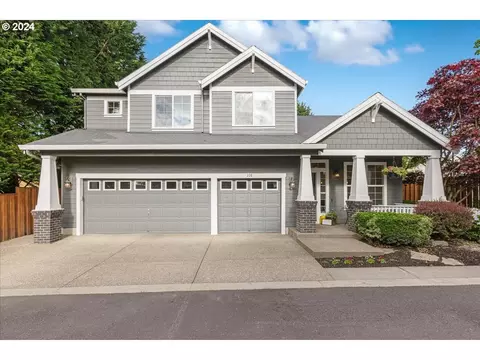 330 W Kemper Crest Dr, Newberg, OR 97132