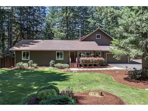 4 Bo Ln, White Salmon, WA 98672
