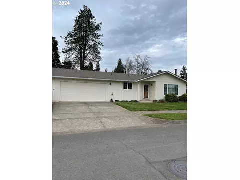 415 S 32nd St, Springfield, OR 97478