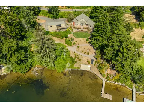 83733 Highway 101, Florence, OR 97439