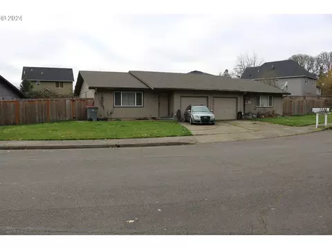 1005 SE Rummel St, Mcminnville, OR 97128
