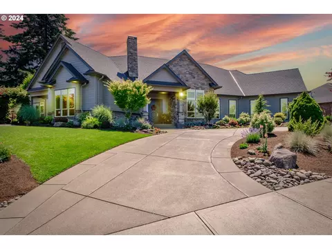 870 Sahalee Ct, Salem, OR 97306