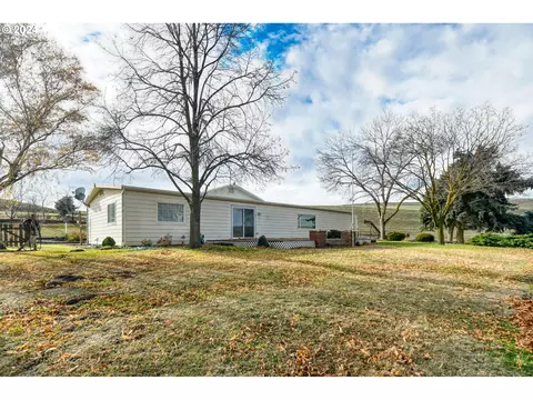 78772 S Cold Spring Rd, Pendleton, OR 97801