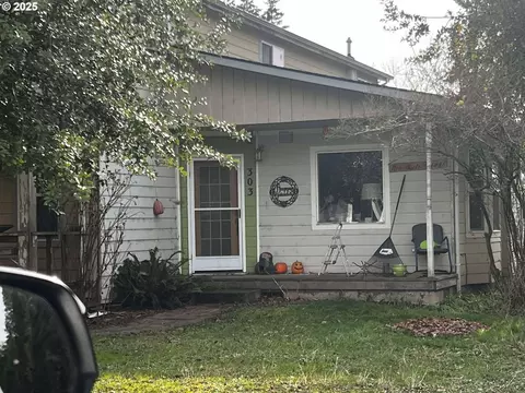 303 Ketchum Ave, Amity, OR 97101