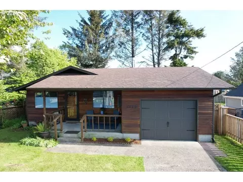1215 Avenue B, Seaside, OR 97138