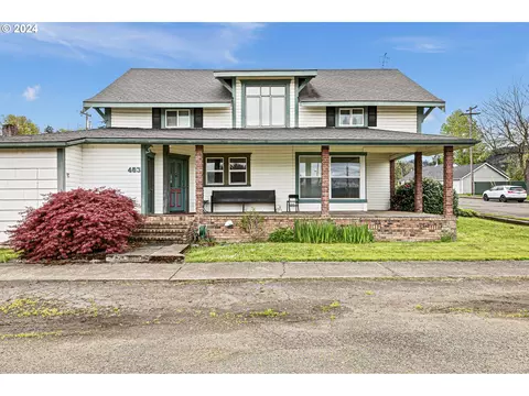 403 Alder St, Yoncalla, OR 97499