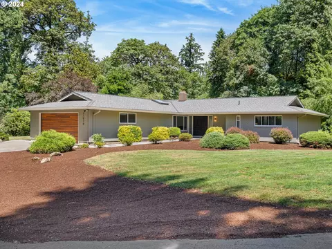 21510 SW Johnson Rd, West Linn, OR 97068