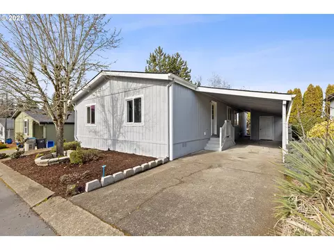 23077 SW Main St #56, Sherwood, OR 97140