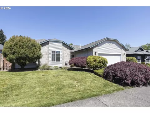 1528 NE 19th Loop, Canby, OR 97013