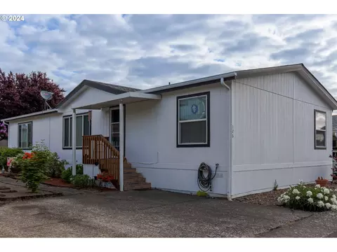 5422 Portland Rd NE #126, Salem, OR 97305