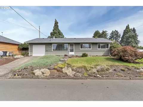 312 SW Cherry St, Dallas, OR 97338