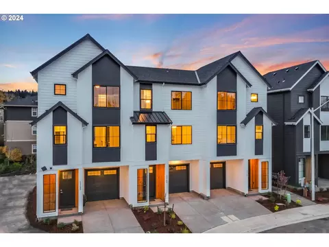 13199 SW Carmel St, Tigard, OR 97224