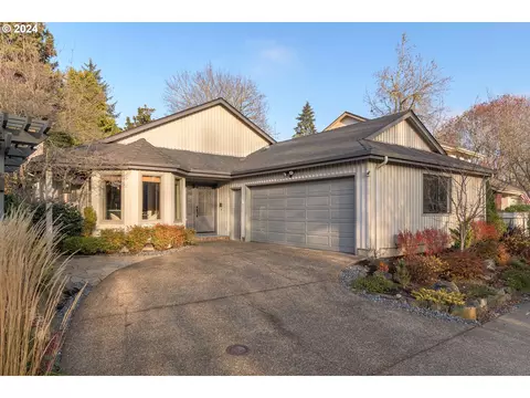 931 Shaughnessy Ln, Eugene, OR 97401