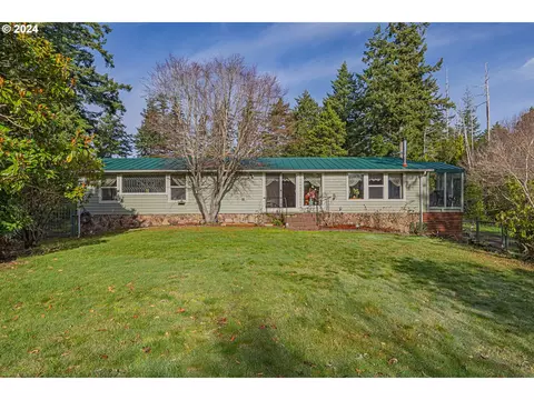 87833 Dew Valley Ln, Bandon, OR 97411