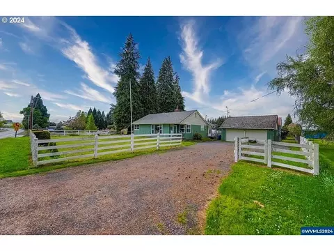 5635 Fruitland Rd, Salem, OR 97317