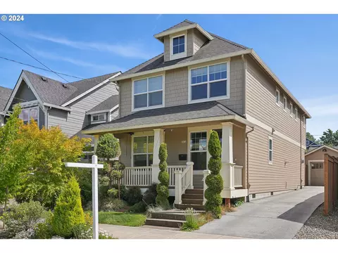 2614 N Winchell St, Portland, OR 97217