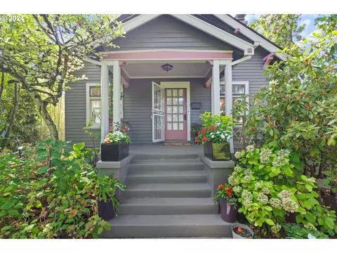 2905 SE 35th Ave, Portland, OR 97202
