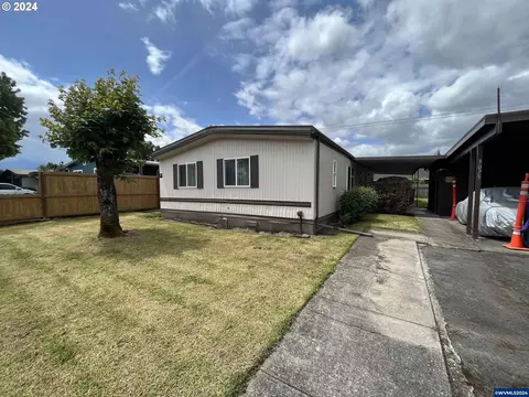 3075 Surfwood Dr, Salem, OR 97305