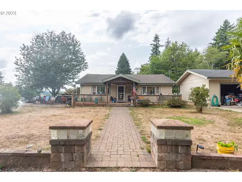 63668 Isthmus Heights Rd, Coos Bay, OR 97420