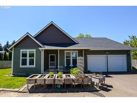 1284 Waite St, Eugene, OR 97402